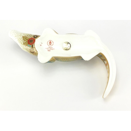2517 - Royal Crown Derby alligator paperweight with gold coloured stopper, 25cm in length
