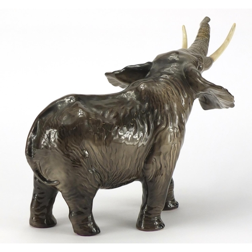 2559 - Large Beswick elephant, 26cm high