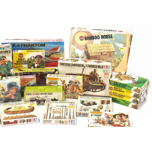 2657 - Model kits and soldiers with boxes, including Matchbox, Arifix and Tamiya