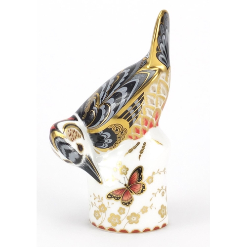 2510 - Royal Crown Derby great spotted woodpecker bird paperweight, with gold coloured stopper, 16cm high