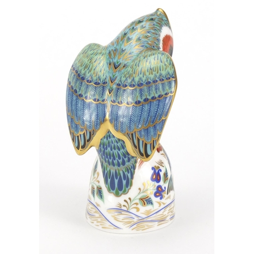 2512 - Royal Crown Derby kingfisher bird paperweight with stopper, 12.5cm high