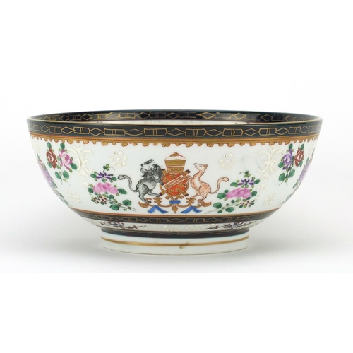 722 - Samson porcelain footed bowl, hand painted with an armorial crest and flowers, 21.5cm in diameter