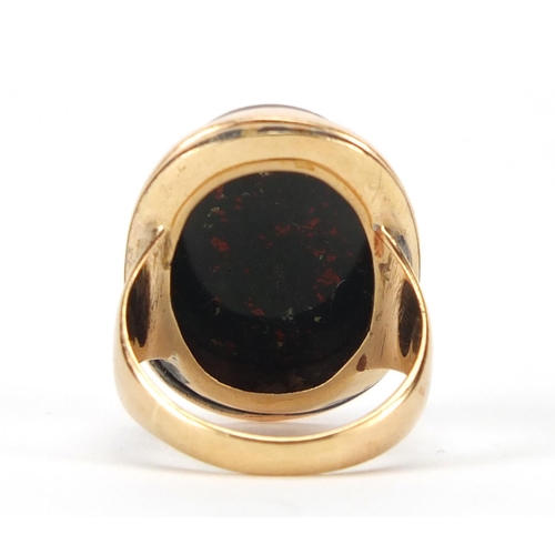 949 - Victorian unmarked gold bloodstone signet ring, size H, approximate weight 6.4g