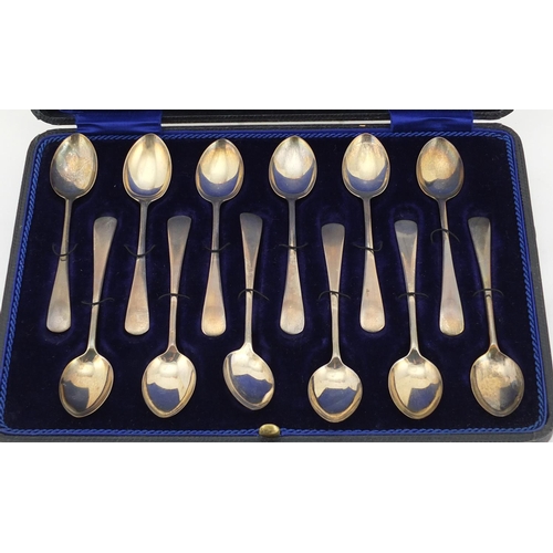 894 - Set of twelve silver teaspoons by Joseph Gloster Limited, each 11.5cm in length, approximate weight ... 