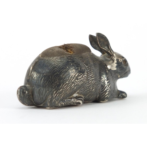 831 - Novelty Edwardian silver pin cushion in the form of a hare by William Harrison Walter, Birmingham 19... 