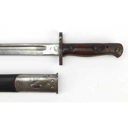 368 - British Military World War I Anderson pattern bayonet with scabbard, impressed marks to the blade, 5... 