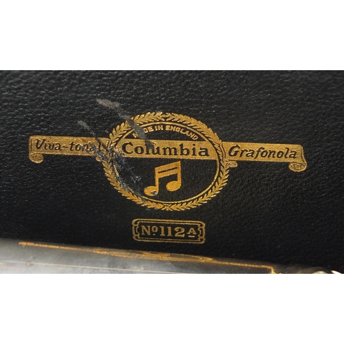 2250 - Vintage Columbia model 112A wind up gramophone, 17cm H x 30cm W x 41cm D (when closed)