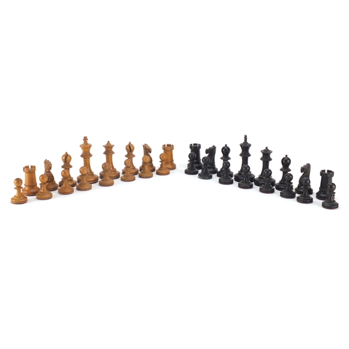 156 - Late 19th/early 20th century boxwood and ebony Staunton chess set, the largest pieces each 8.5cm hig... 