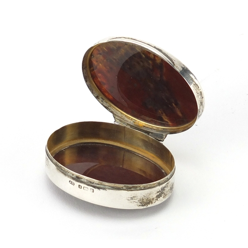 875 - Oval silver and agate box with hinged lid, by Joseph Gloster, Birmingham 1904, 5.2cm wide