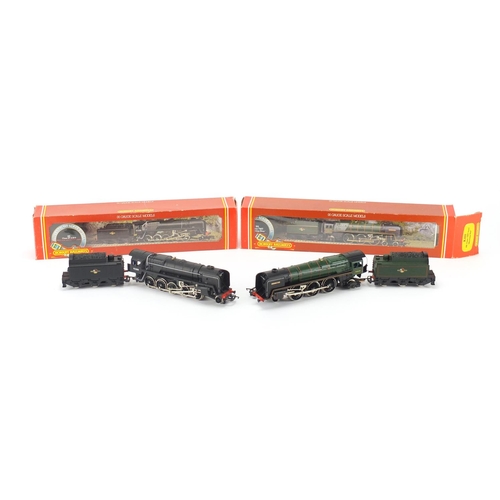 2634 - Two Hornby OO gauge locomotives with boxes, BR class 9F 2-10-0 and BR class 7MT, Morning Star