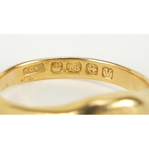 2884 - 18ct gold signet ring, size S, approximate weight 7.4g
