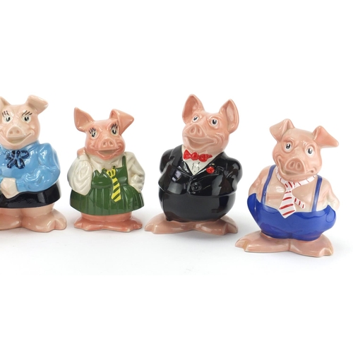 2338 - Set of five Wade Natwest piggy banks, the largest 19cm high