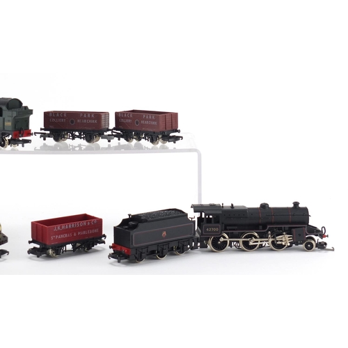 2641 - Lima OO gauge model railway comprising two locomotives, one railcar and three advertising wagons