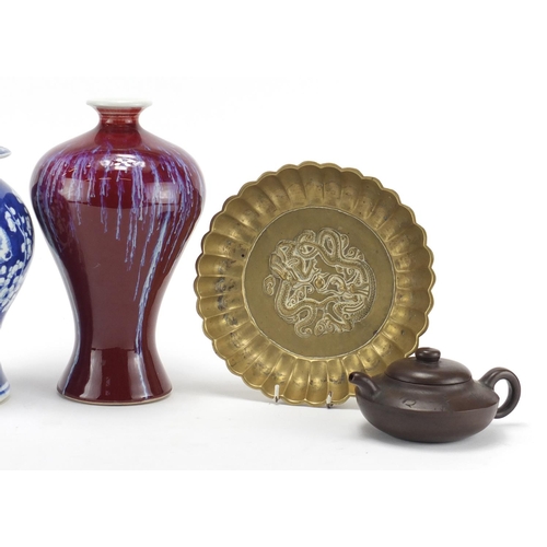 2350 - Chinese ceramics and metalware comprising a sang de boeuf vase, prunus baluster vase and cover, yixi... 