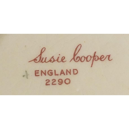 2187 - Susie Cooper Kestrel dinnerware including two lidded tureens, meat plates and dinner plates