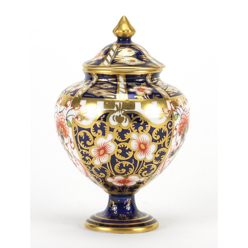 2551 - Royal Crown Derby Old Imari pedestal vase and cover, 12cm high