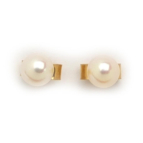 3072 - Pair of 9ct gold pearl earrings, approximate weight 0.4g