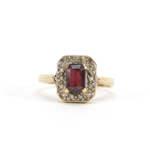 3017 - 9ct gold garnet and clear stone ring, size N, approximate weight 2.9g