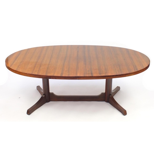 2056 - Vintage Rosewood extending dining table with extra leaf, reputably retailed by Waring & Gillow, 71cm... 