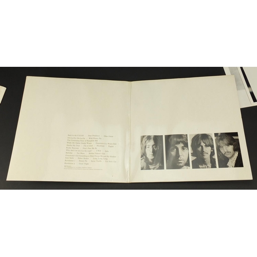 2660 - The Beatles White Album vinyl LP with poster and pictures, Stereo PCS 7067-8 and Mono PMC 7067-8, th... 
