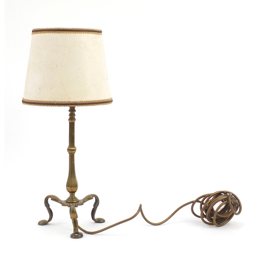 163 - Edwardian brass pullmans lamp with shade, 45cm high