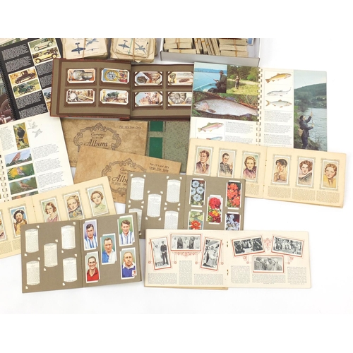 653 - Cigarette cards including Military interest Sweet Caporal aircraft spotter series