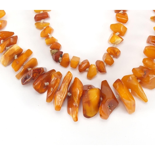 344 - Natural amber coloured necklace, approximate weight 66.8g