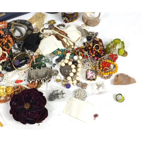 343 - Costume jewellery including wristwatches, necklaces and bracelets