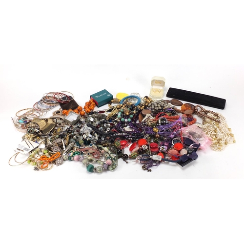 354 - Costume jewellery including necklaces, bracelets and earrings