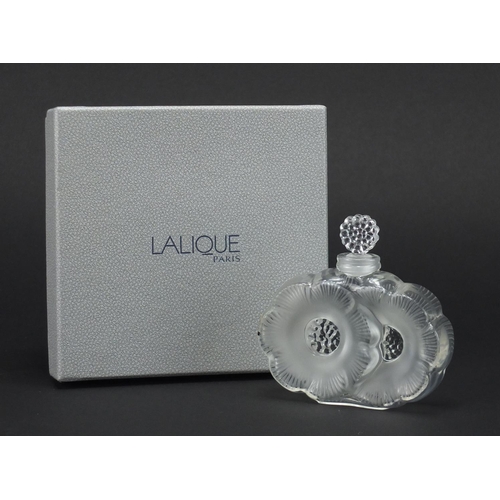 2142 - Lalique frosted and clear glass Flacon 2 Fleur scent bottle with box, etched Lalique France to the b... 