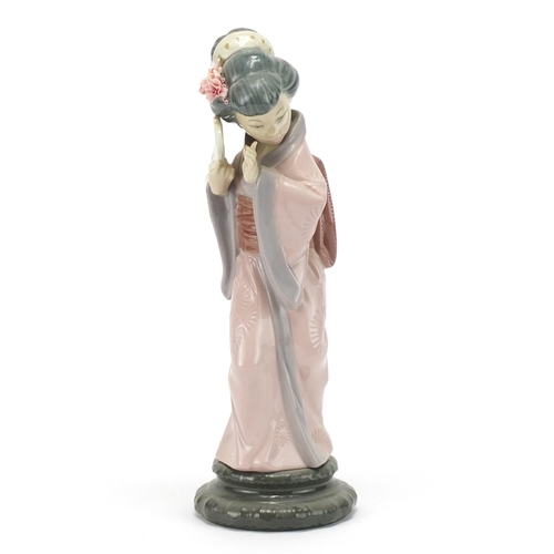 2085 - Lladro figurine with box, Japonesita Timidan number 4990, 29cm high