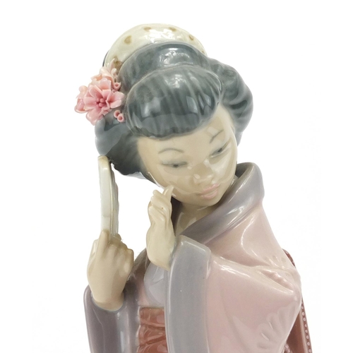 2085 - Lladro figurine with box, Japonesita Timidan number 4990, 29cm high