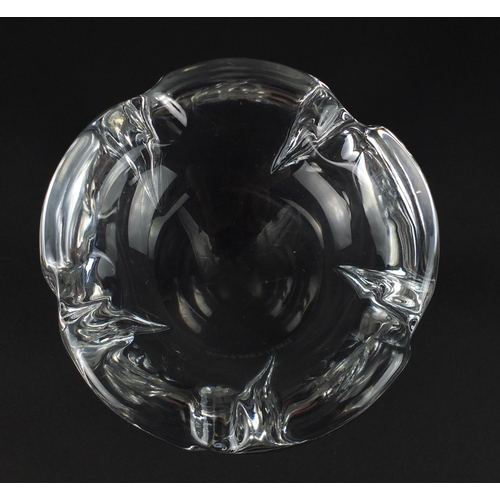 2138 - French clear glass dish by Daum Nancy, 15cm in diameter
