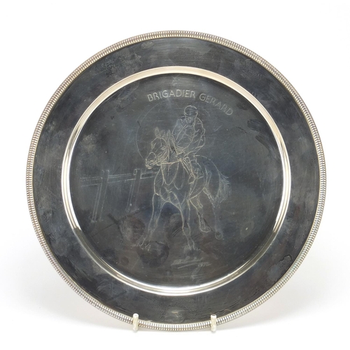 2340 - Circular silver plate engraved with Brigadier Gerard, limited edition 704/2000 by William Comyns, 23... 