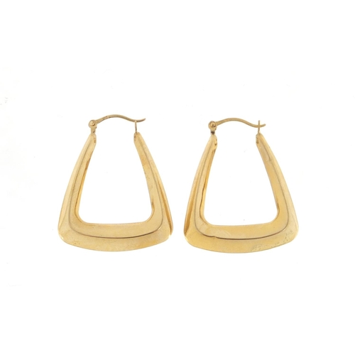 2423 - Pair of 9ct gold earrings, 2.7cm in length, approximate weight 1.0g