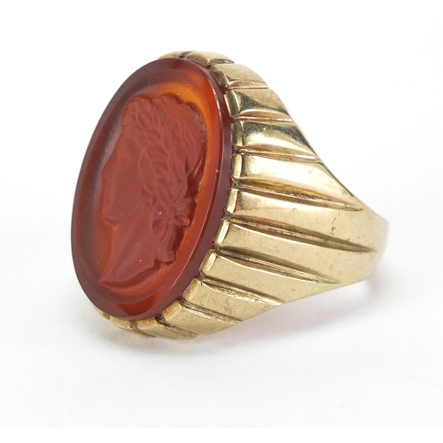 643 - 9ct gold intaglio seal signet ring, size O, approximate weight 6.4g