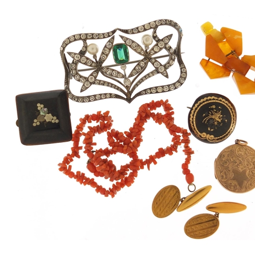 661 - Antique and  later jewellery including a Bakelite amber bracelet, piqué work brooch, large unmarked ... 