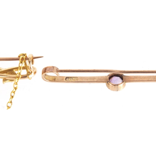 2659 - Unmarked gold peridot and seed pearl bar brooch and a 9ct gold amethyst bar brooch, the largest 4.5c... 