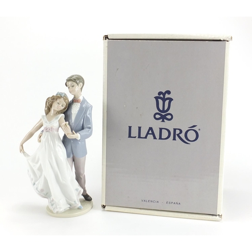 2238 - Lladro figure group Now and Forever with box, numbered 7642, 28cm high