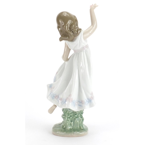 2210 - Lladro figurine Garden Dance with box, numbered 6580, 25cm high