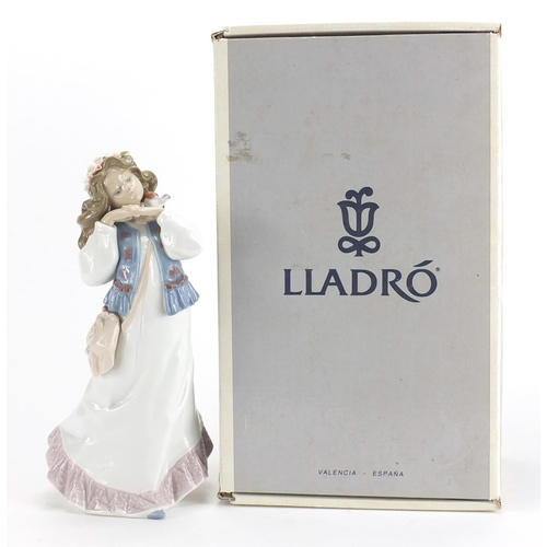 2252 - Lladro figurine Dreams of a Summer Past with box, numbered 6401, 25cm high