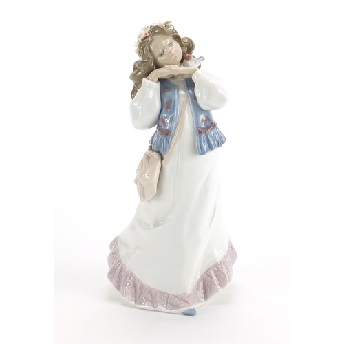 2252 - Lladro figurine Dreams of a Summer Past with box, numbered 6401, 25cm high