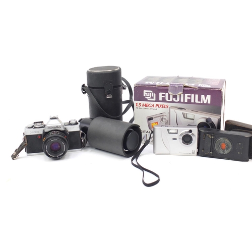 530 - Vintage and later cameras, lenses and accessories including Fujifilm, Minolta and Vivitar