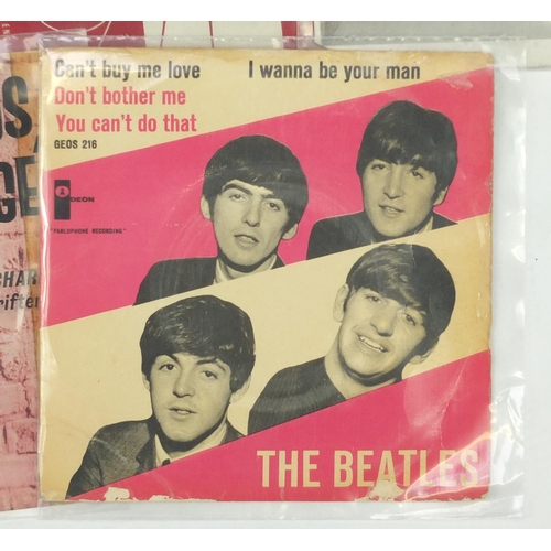 2599 - Vinyl LP's, singles and programmes including Danish version of The Beatles I Wanna Be Your Man, Uria... 