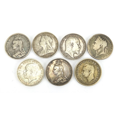 2585 - Seven George IV and later British crowns comprising dates 1822, 1887, 1889, 1898, 1902, 1935 and 193... 