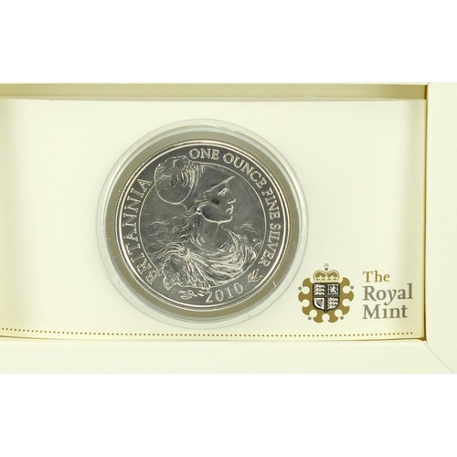2560 - Silver proof coins comprising 2010 Britannia two pound, The Queen Mother Piedfort Centenary crown an... 