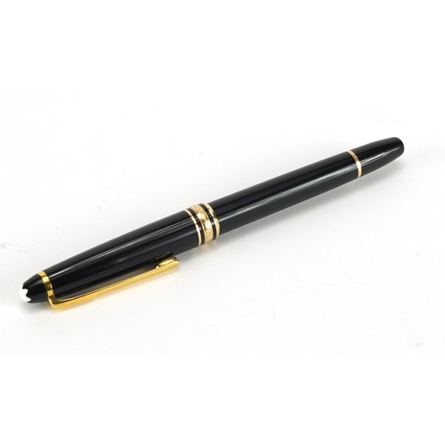 80A - Montblanc Meisterstuck fountain pen with 4810 14k gold nib