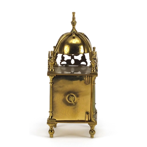 719 - French 17th century style brass lantern clock, the chapter ring with Roman numerals, 17.5cm high
