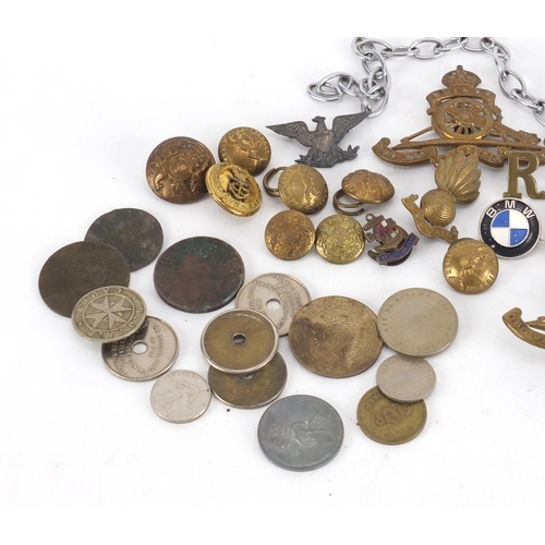 966 - Objects including Military cap badges, buttons, World coins, pens and cut throat razor
