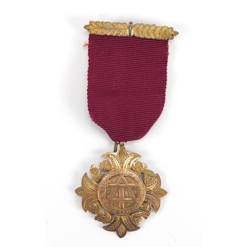 131 - 9ct gold St John's Hill Lodge Masonic jewel, awarded to Bro W J Wassell, approximate weight 9.6g